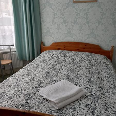 Mari London Holiday Room イルフォード エクステリア 写真
