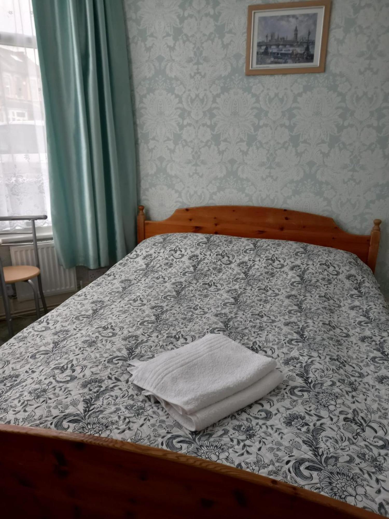 Mari London Holiday Room イルフォード エクステリア 写真